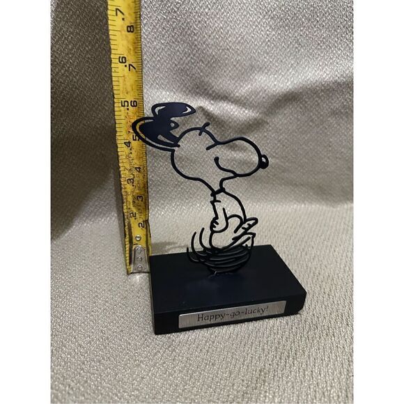 Snoopy Happy Go Lucky Peanuts Hallmark Metal Line Art Collectible Figure 5.5” - Picture 10 of 10